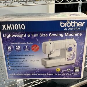 Brother xm1010 lightweight and full size sewing machine New in Box
